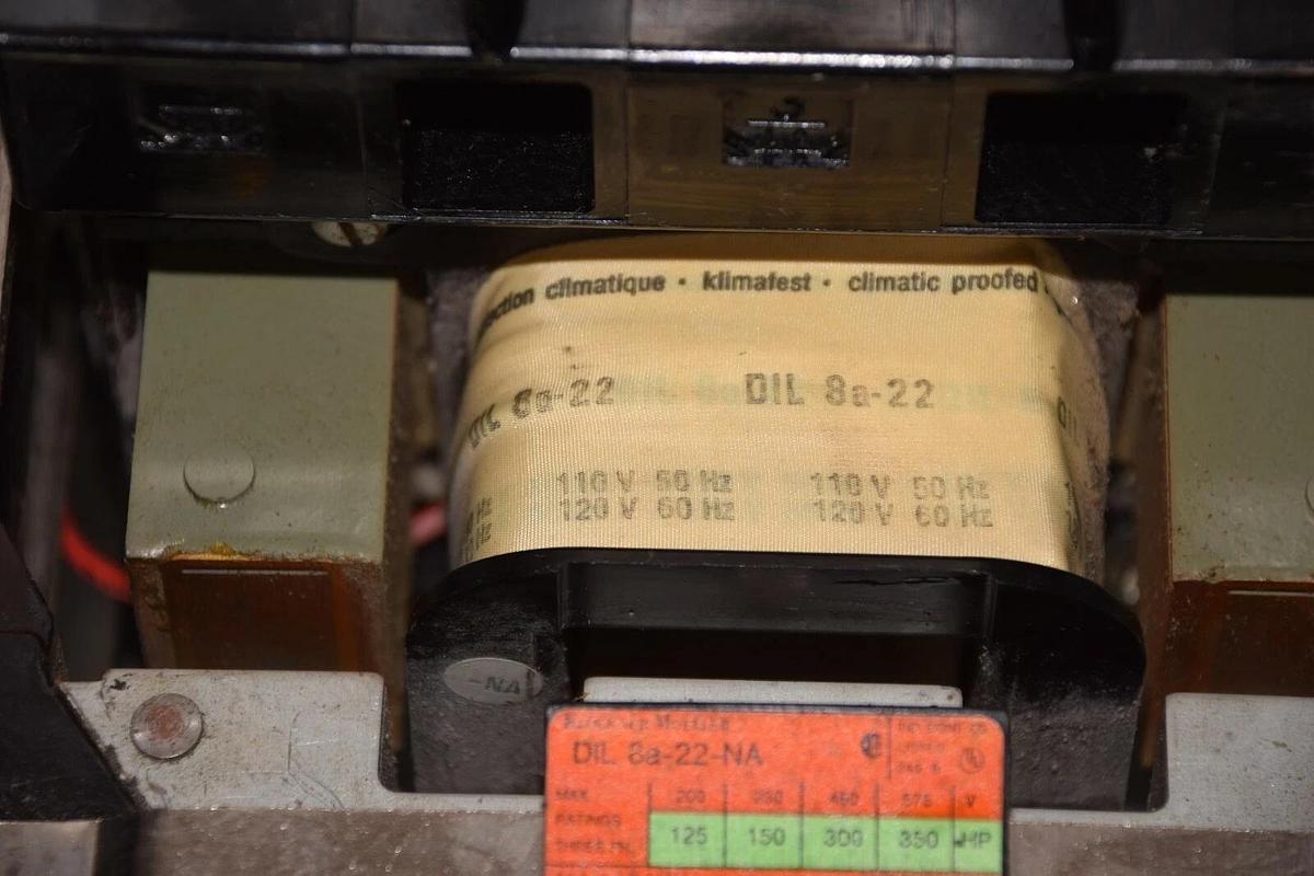 (NEW) KLOCKNER-MOELLER DIL 8A-22-NA DIL8A22NA 110/120V 50/60Hz CONTACTOR