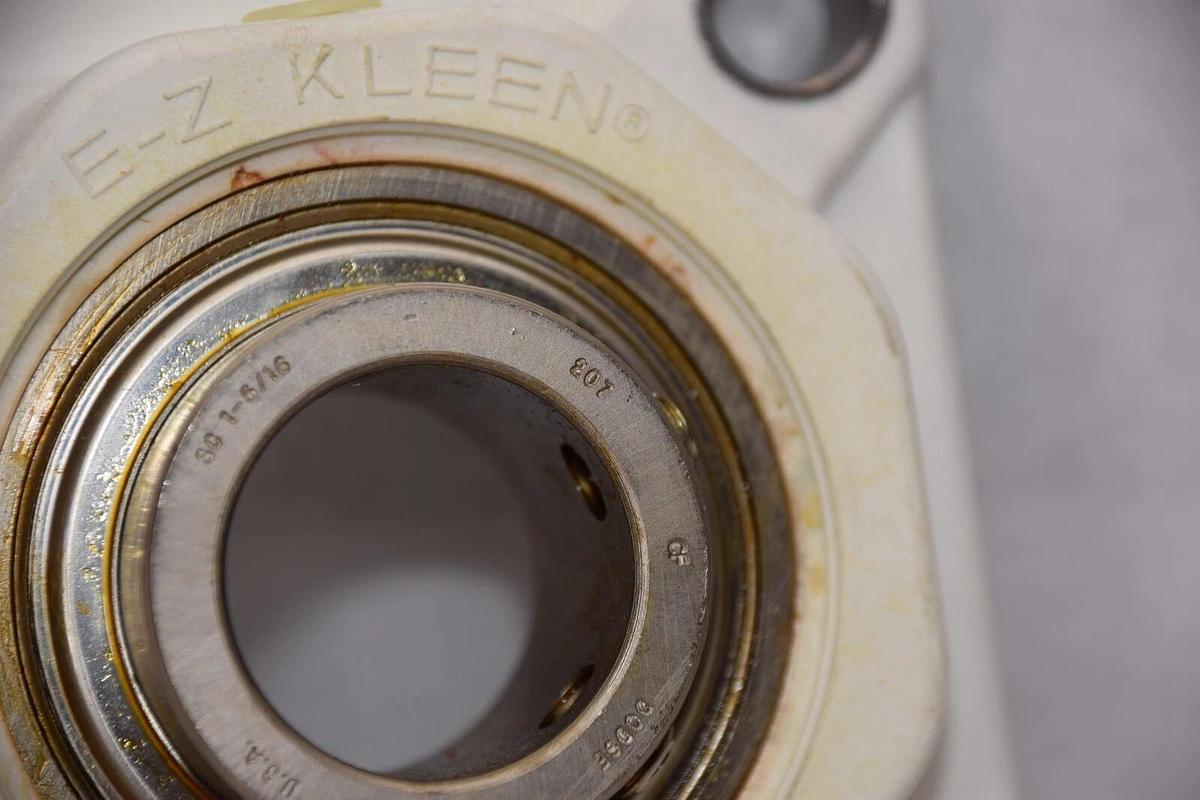 DODGE F4B-SCEZ-105-BEV 6486940-003 E-Z Kleen Flange Block Bearing 1-5/16" USA