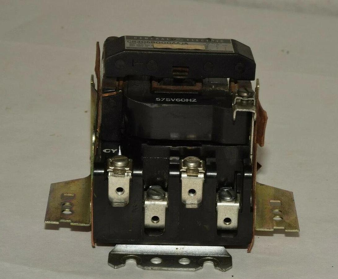 Used GENERAL ELECTRIC CR306B000AAJA Size 0 575V 600Vac 18A Starter
