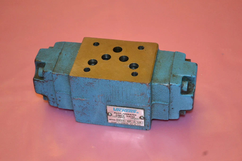 Used VICKERS PILOT OPERATED CHECK VALVE DGPC01A51