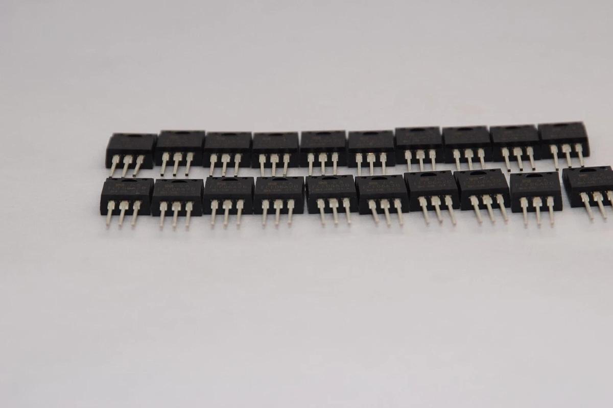 (NEW - Lot of 20) KYOCERA FCF06A20 Diode