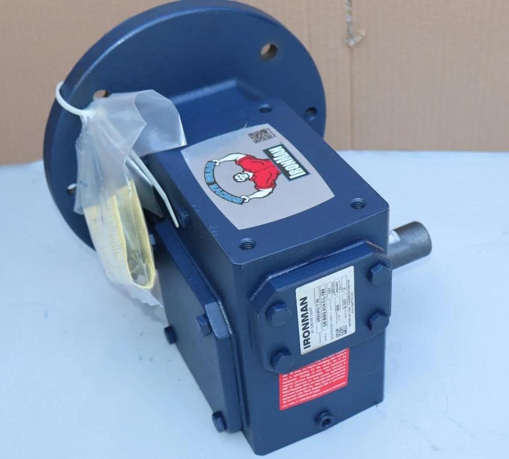 IronMan Grove Gear Box Gearbox Worm Speed Reducer GR-BMQ-824-5-L-180 5:1 LA NOS