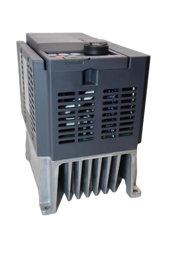 Mitsubishi Electric Inverter FR-E710W-050-NA , FRE710W050NA (New)