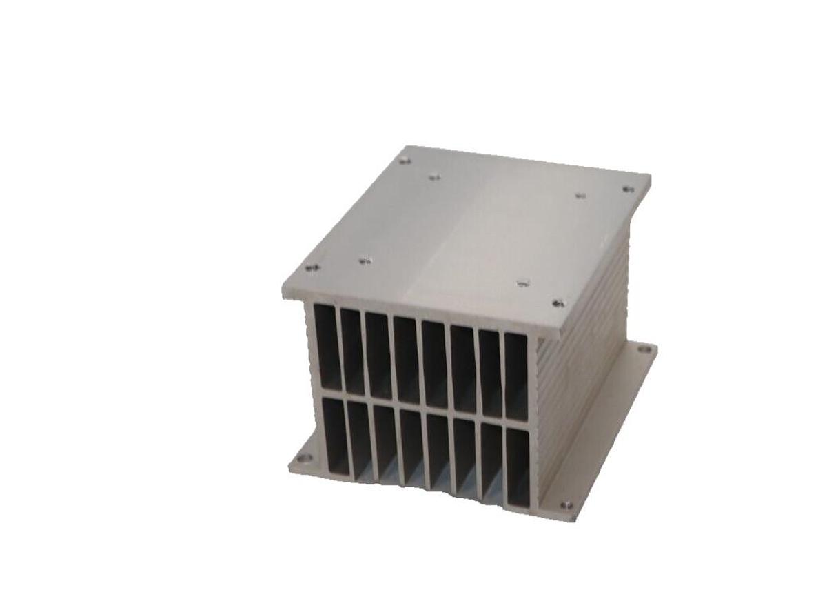 Used Approx. 4" x 5" x 3" Aluminum Heat Sink