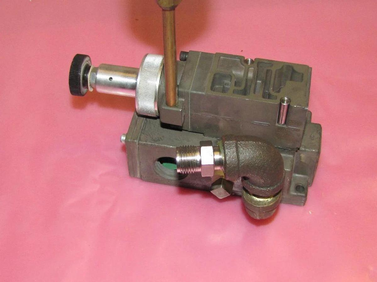 Used NUMATICS Valve 082RS115O 081RS100O