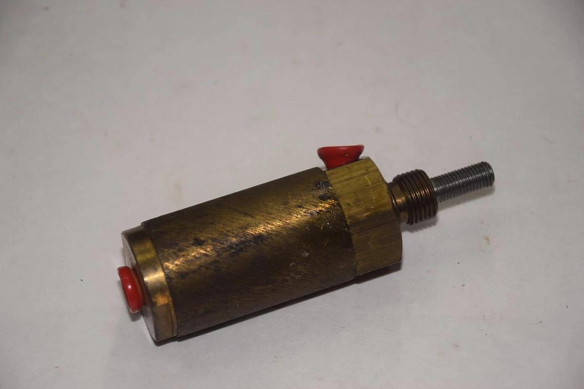 AIRMATIC 11205-01 1" STROKE 5/16" BORE SINGLE ACTION CYLINDER NEW