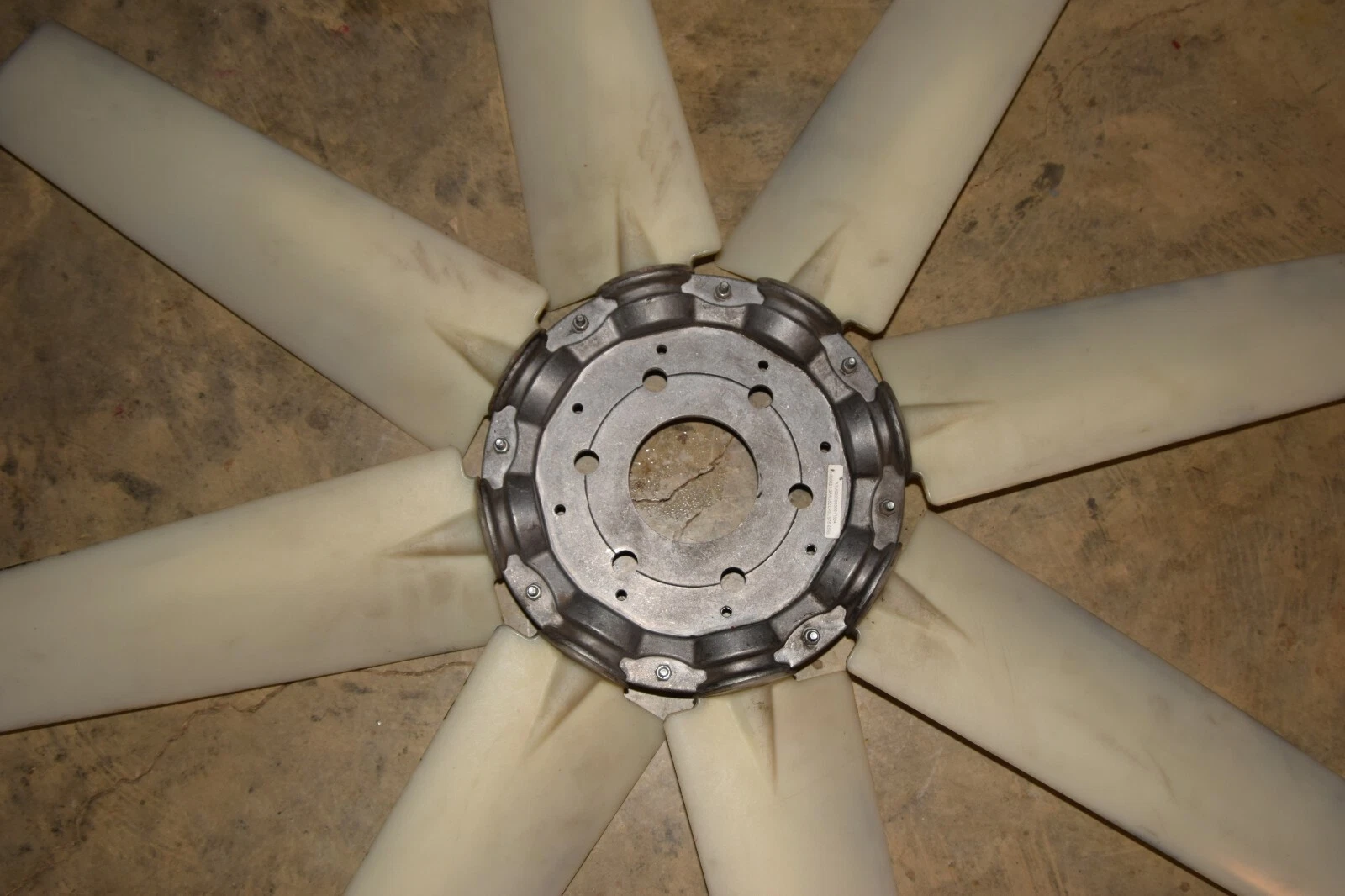 (NEW) MULTI WING ASM00000000613564 44" 3-9/32" Bore Industrial Truck Fan *READ*