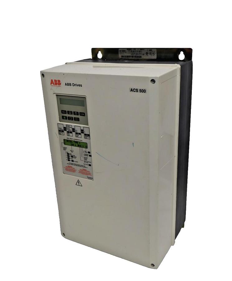 Used ABB Drive ACS500 ACS501-025-4-00P51 440-500vac 3p ACS501-025-4-00P51 25hp 30hp