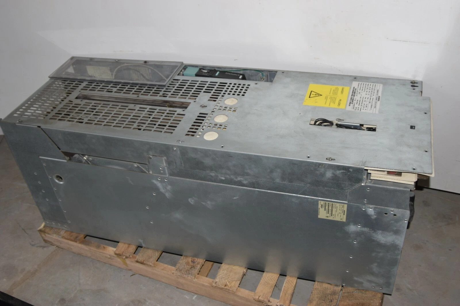 Used SIEMENS 6SL3710-1GE35-1CA0 500 HP G150-C AC Drive 380-480V 6SL3710 1GE35 1CA0