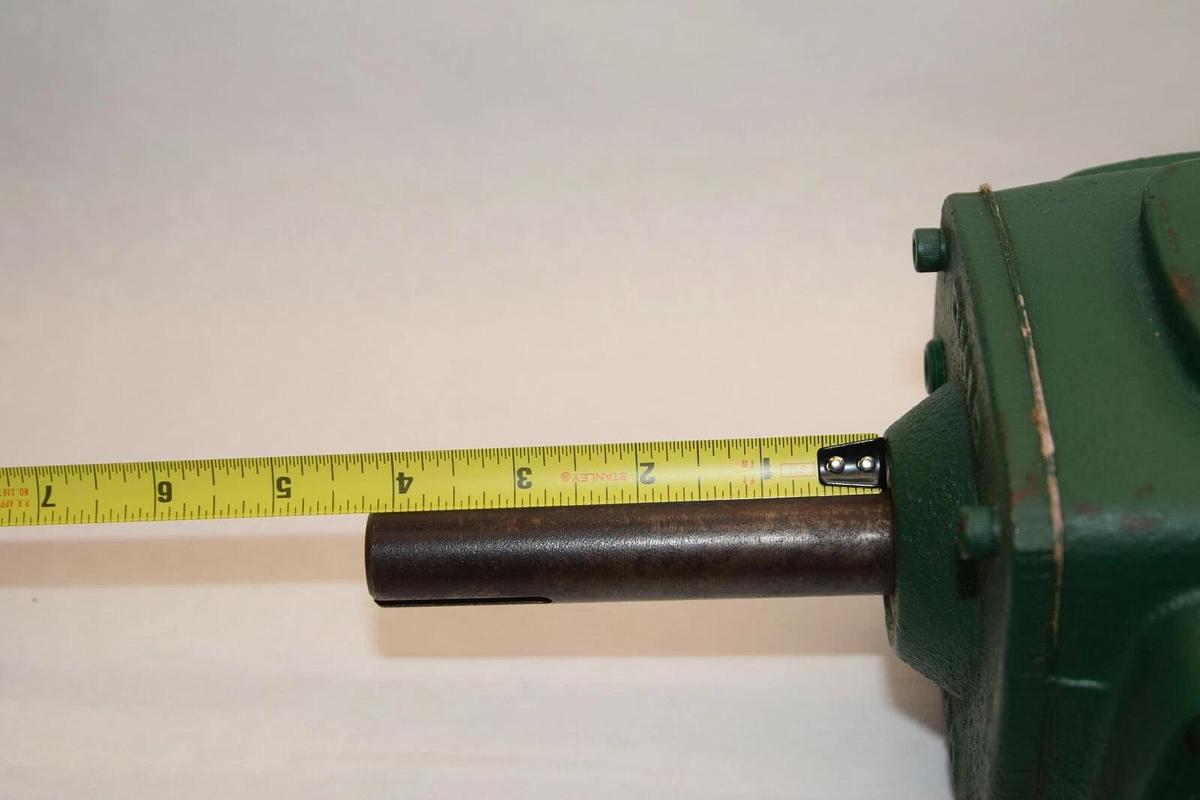 HUB CITY 0221-16991 RA1 Ratio 1/2 1:2 F SR Dual Shaft Rt Angle Gear Reducer NEW