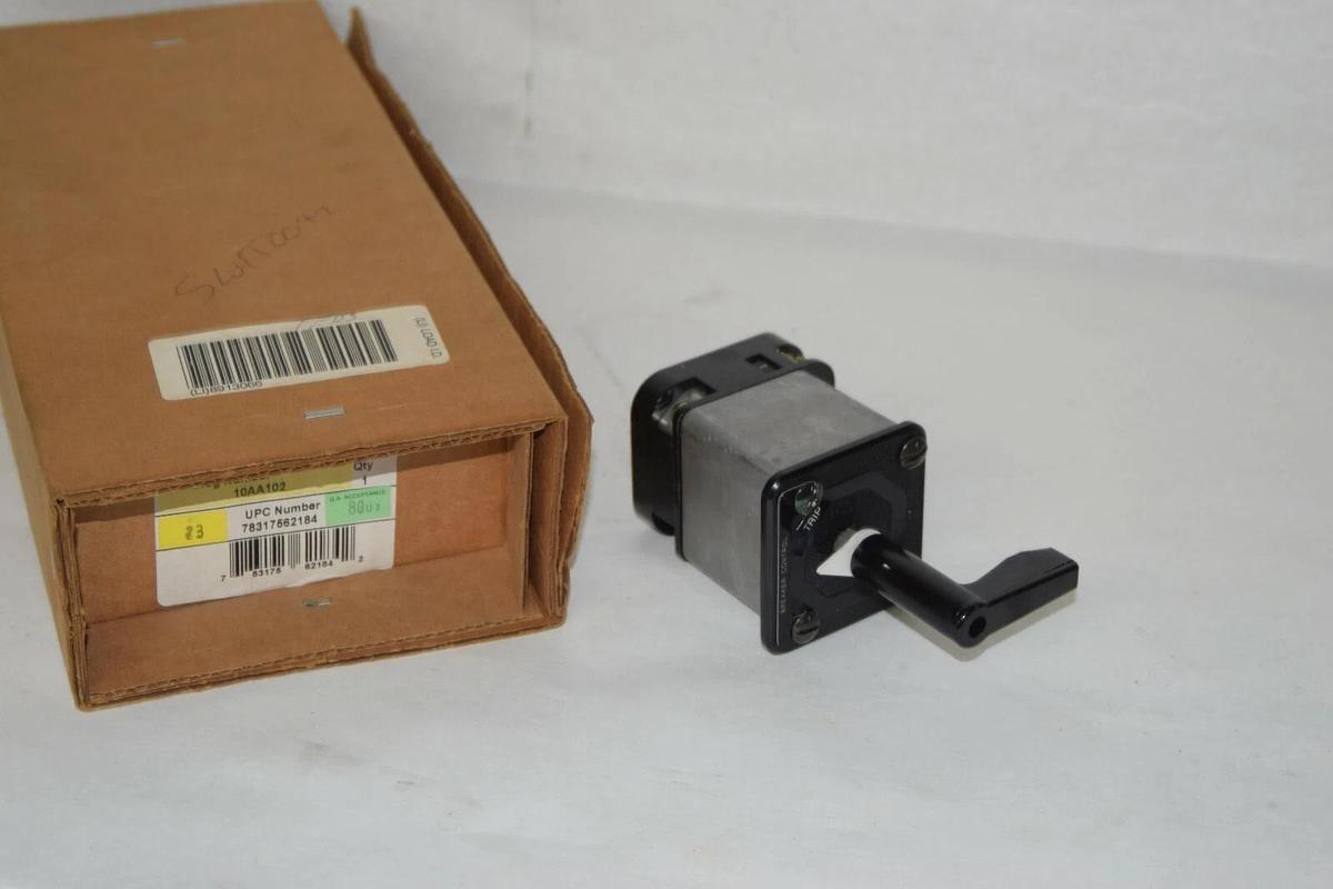 (New) GENERAL ELECTRIC BREAKER CONTROL SWITCH TYPE SBM , 10AA102  SBM10AA102