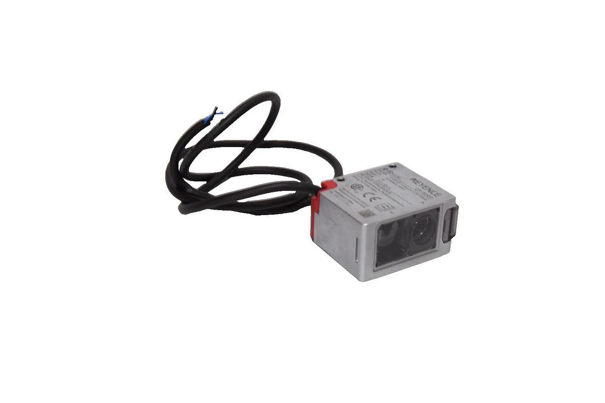 Used Keyence LR-W500 , LRW500 IO-Link 10-30Vdc Photoelectric Sensor