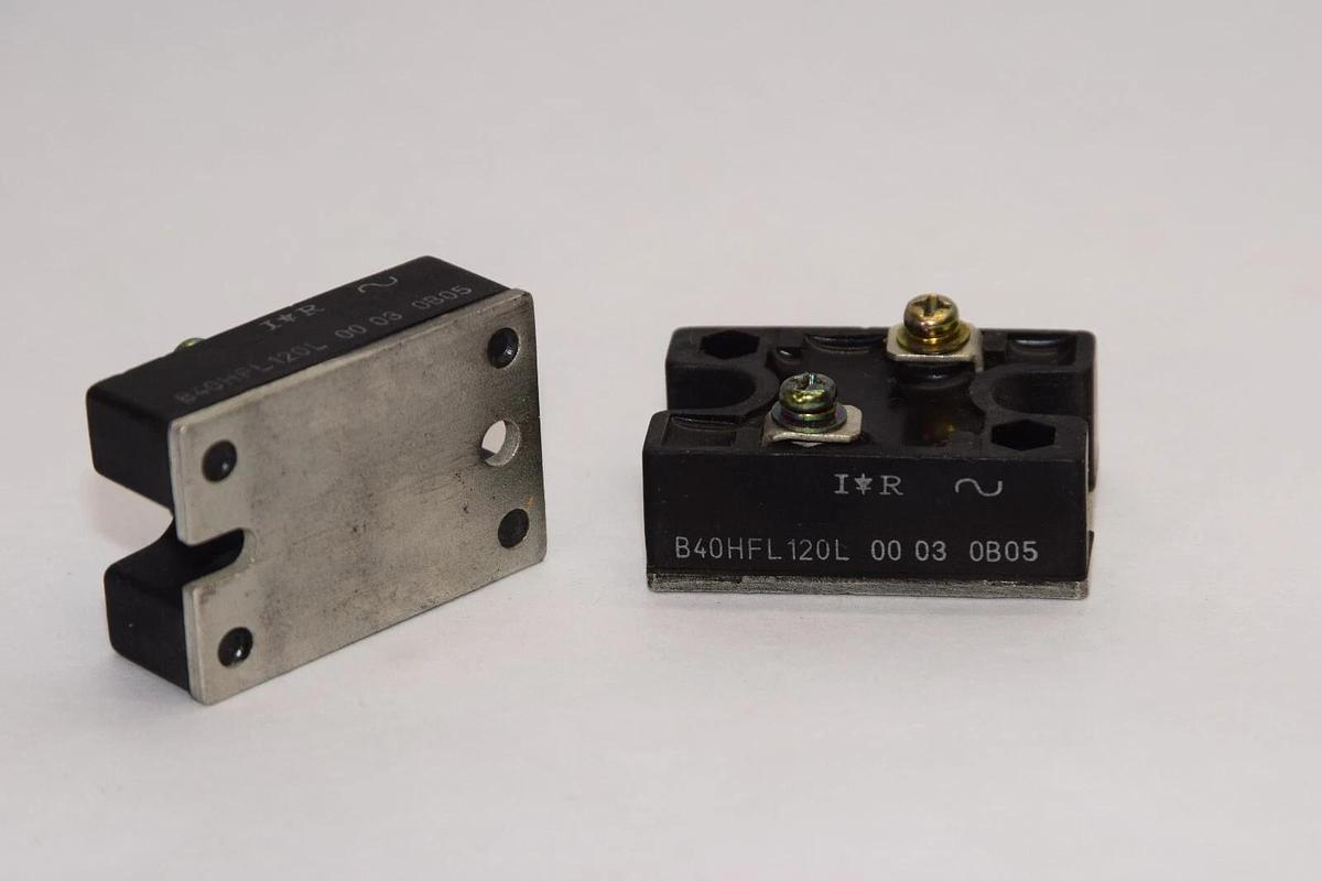 (NEW - Lot of 2) IR B40HFL120L Power Module