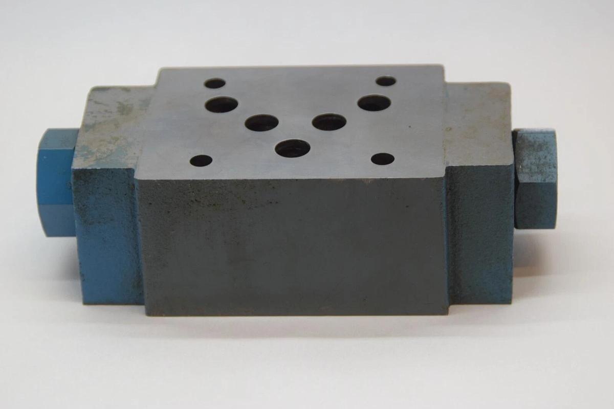 Used BOSCH / REXROTH Z2S10-1-30/V 407439/9 Pilot Check Valve