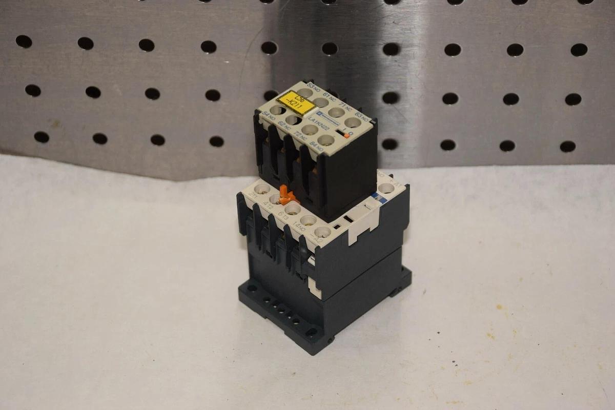 Used SQUARE D / TELEMECANIQUE LP1K09 10BD3 20A 600V CONTACTOR WITH LA1KN22 CONTACT