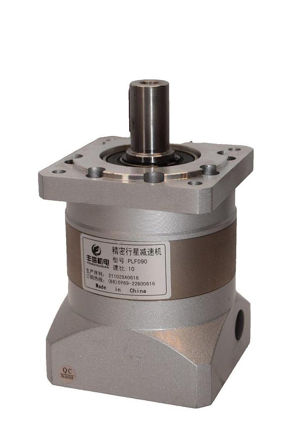 Used FENGXINJIDIAN PLF090 Ratio: 10:1  211028A0616 Planetary Gearbox Reducer