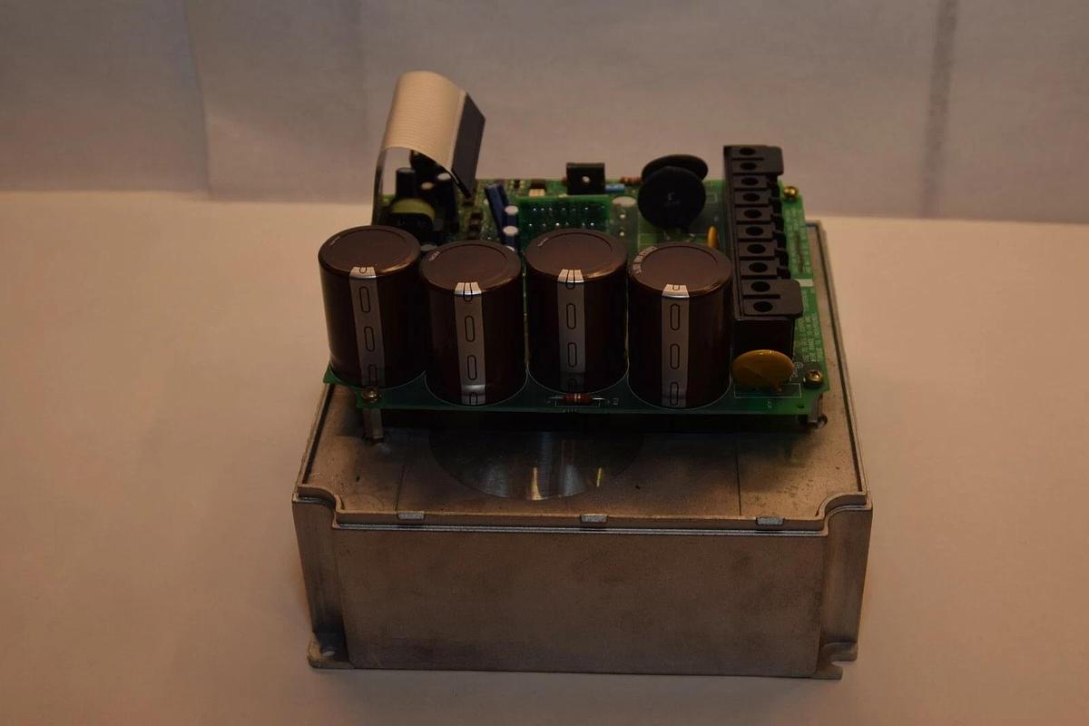 NEW ALLEN BRADLEY A42305-175-52 DRIVE