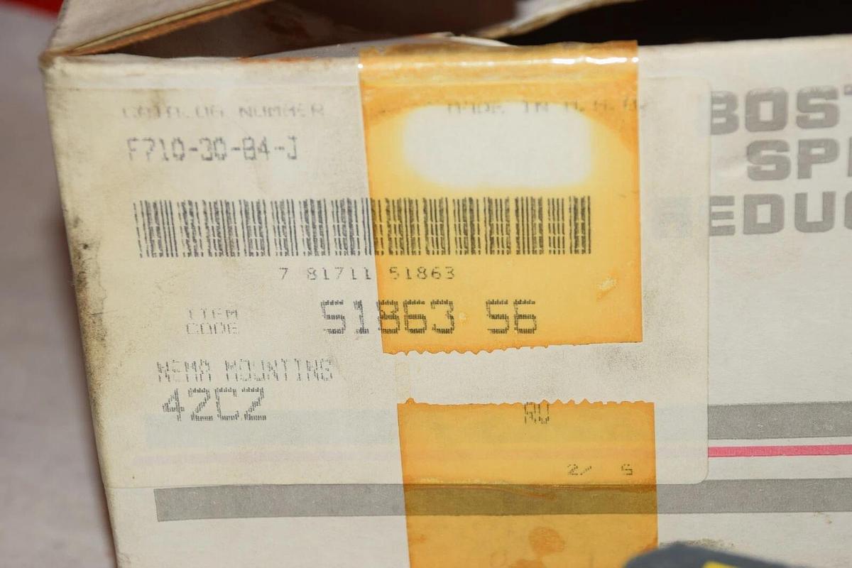 NEW BOSTON GEAR F710-30-B4-J F710-30-B4-J 30:1 .15HP  RATIO GEAR SPEED REDUCER