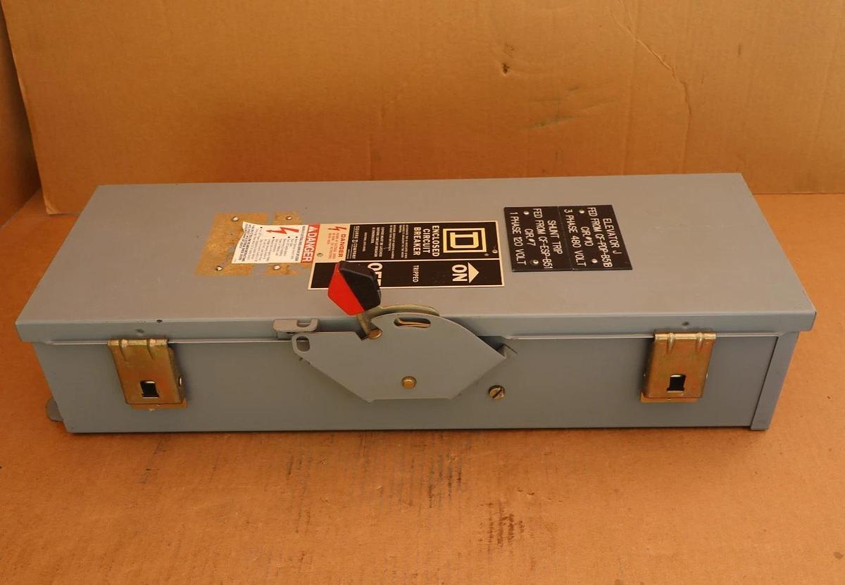 Used Square D Enclosed Circuit Breaker KA225AWK w/ Breaker KHL361251021 125A 125 Amp