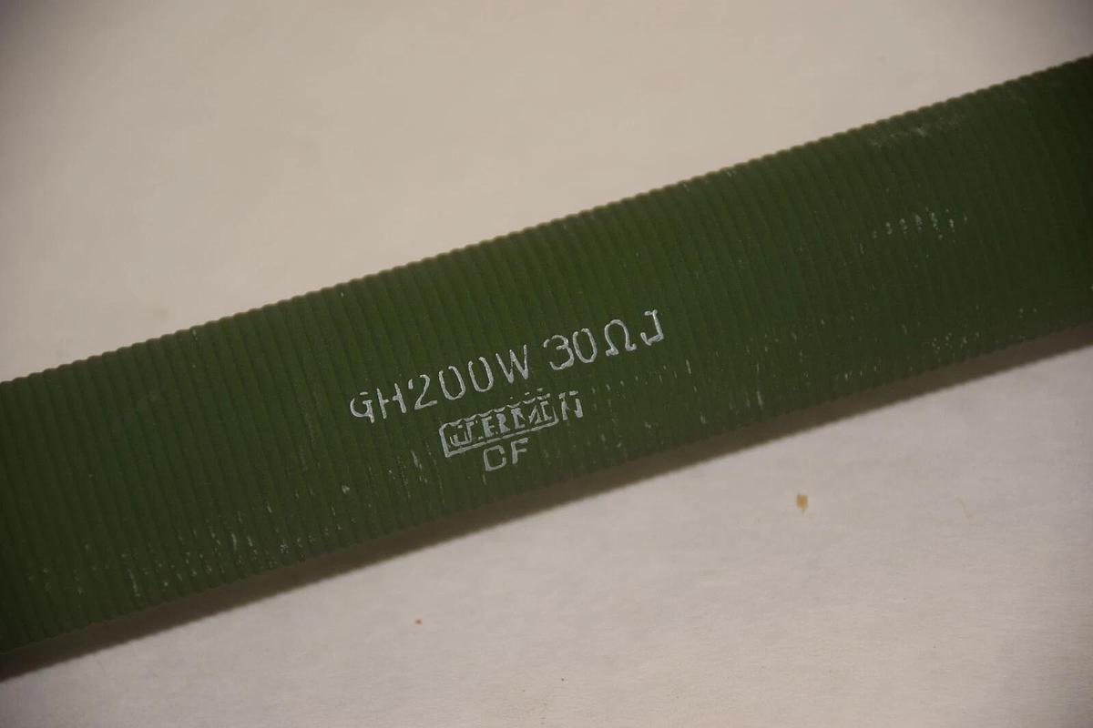 Used JRM GH200W 30ΩJ 200W 30ohms TUBE RESISTOR