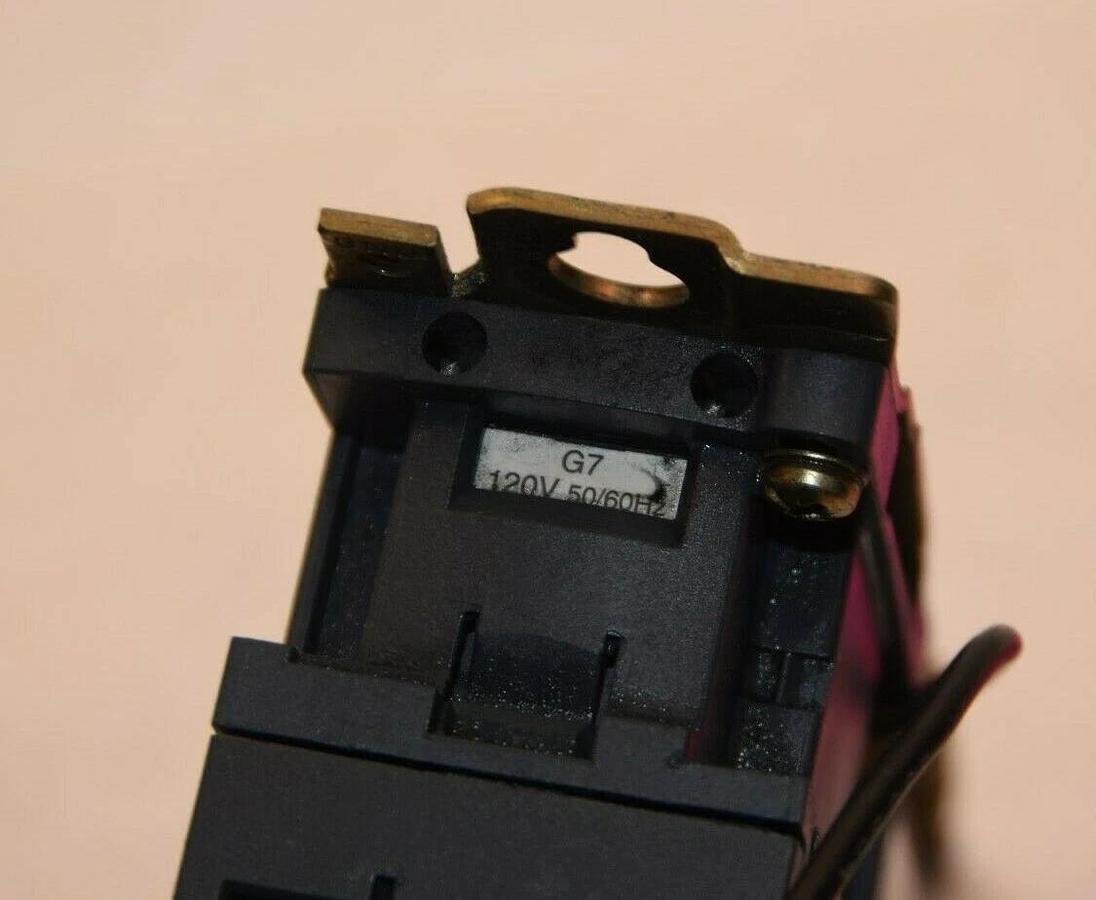 Used TELEMECANIQUE LC1D09 120V Coil Contactor With LRD07 1.6-2.5A Relay