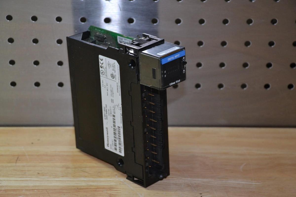 Used HONEYWELL TC-IDA161 A  AC INPUT 120VAC PLC  97066477