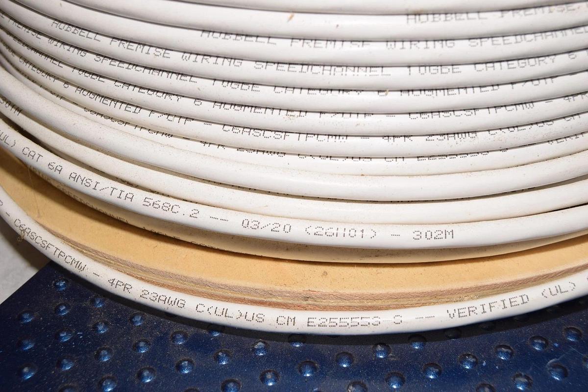 980' Hubbell Cat 6A Wire Speedchannel Shield F/UTP 10Gbe C6ASCSFTPCMW 4PR 23AWG