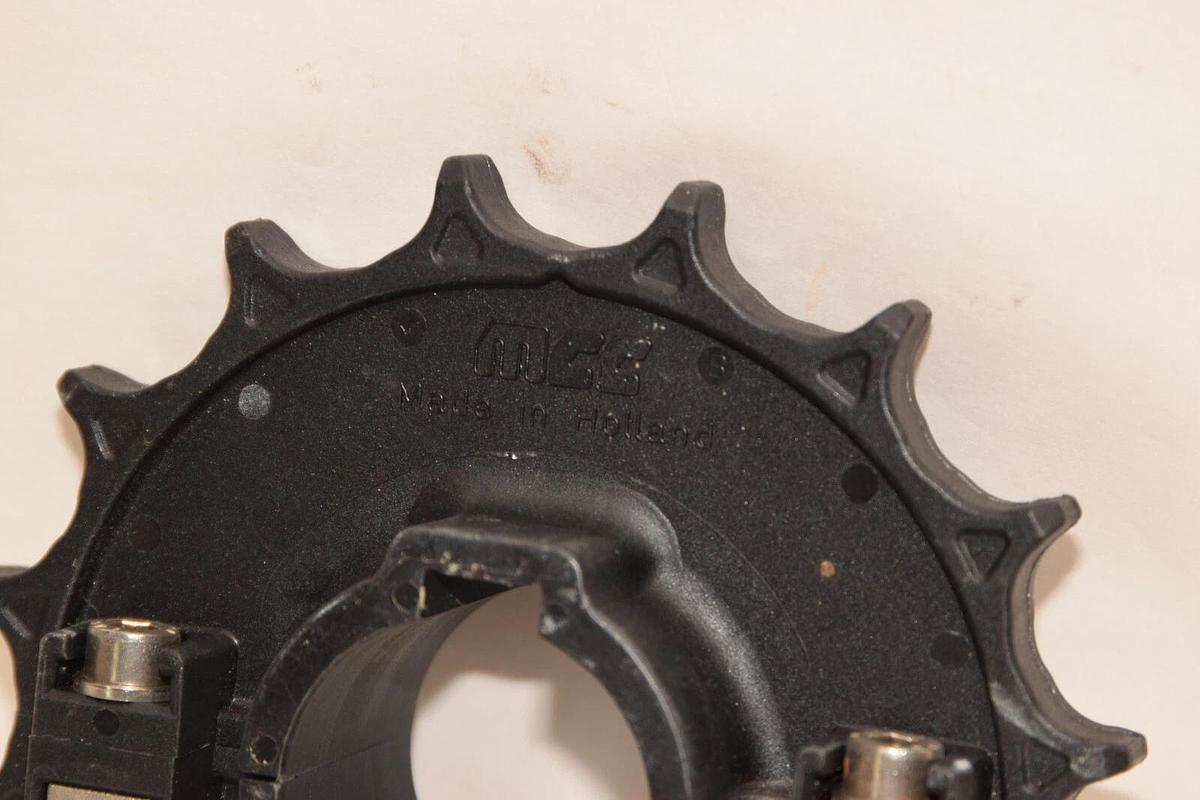 MCC Sprocket 1050-16 105016  1-9/16 16 Teeth Sprocket (NEW)