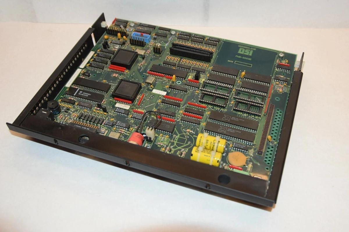 Used Allen Bradley DSI PWB-00032 Rev 1.1 46240074 Circuit Board Control Panel