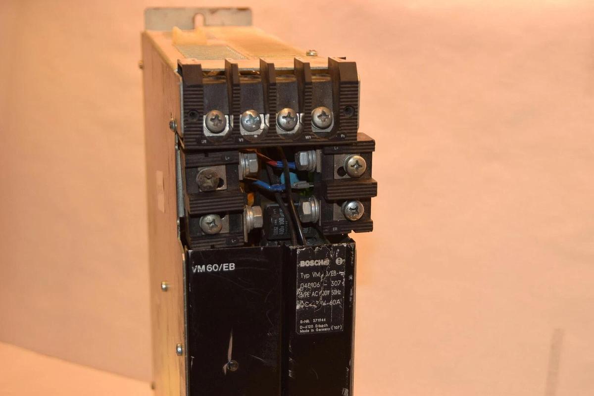 Used Bosch Drive VM 60/EB, 048106-307, DC 520V, 60A VM60/EB