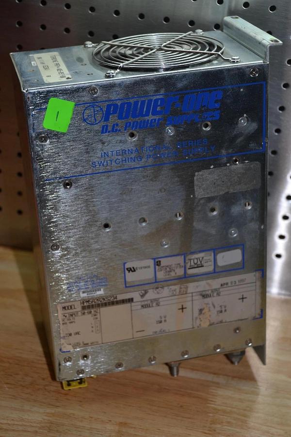Used Power One DC Power Supply HPM5A2A2KS234 230v