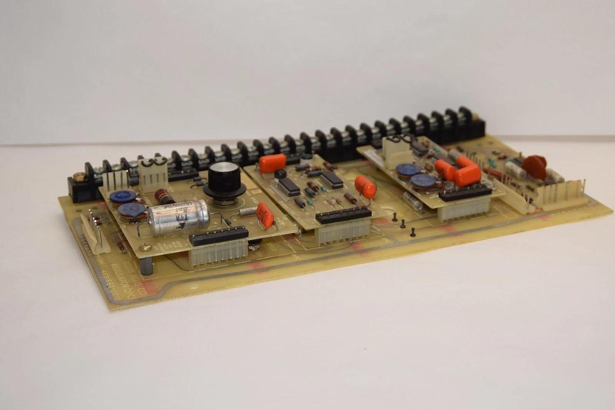 Used LOUIS ALLIS CO. 46S1660-0010 Regulator Circuit Board