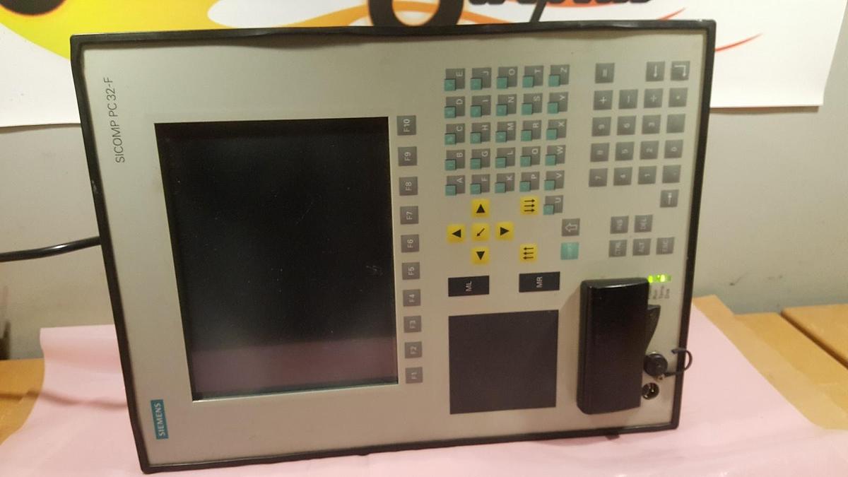 Used Siemens SICOMP PC 32-F Interface Panel 6AP1160 PC32-F