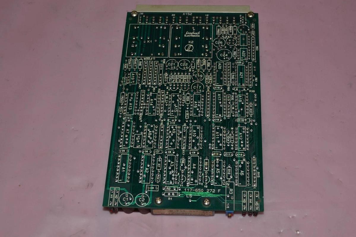 Used SCHLAFHORST ELECTRONICS 117-650 272 117650272 PC BOARD