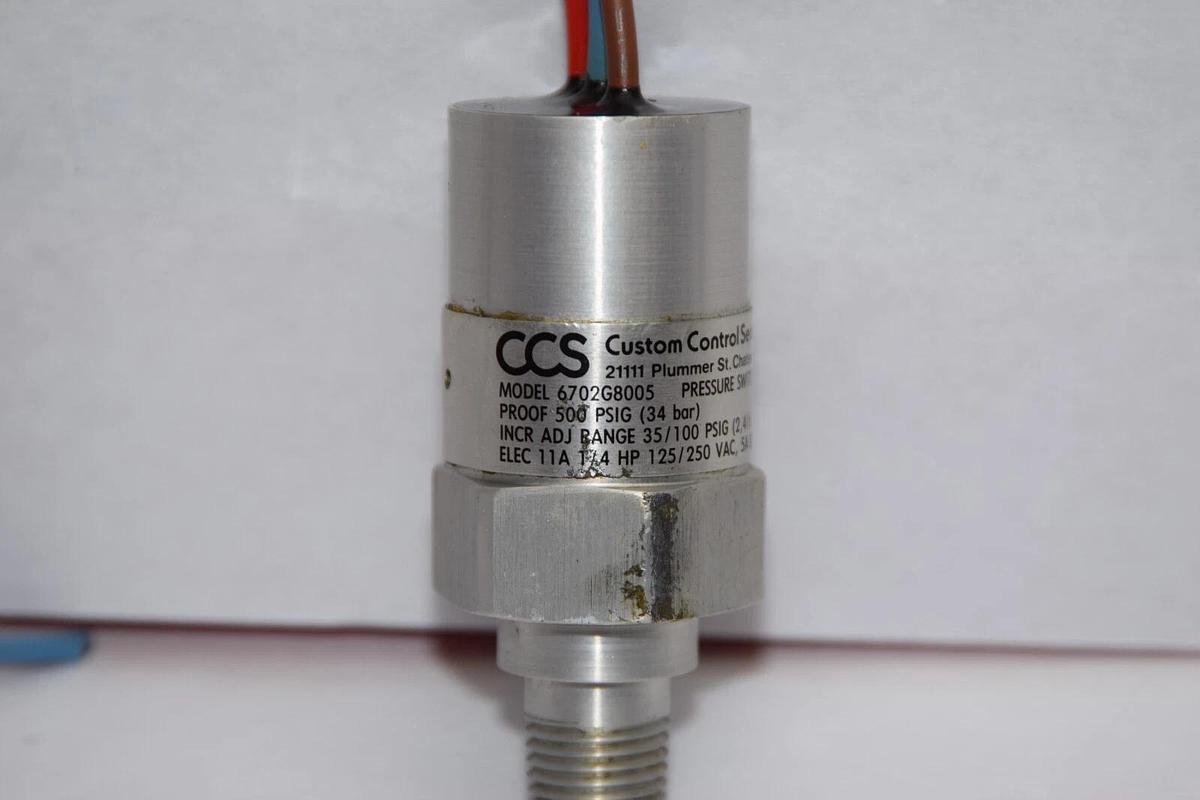 Used CUSTOM CONTROL SENSORS 6702G8005 500psig 34 Bar Pressure Sensor