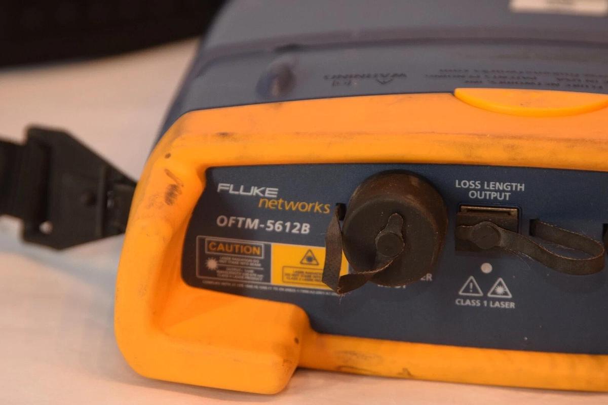 Used Fluke OF-500 OptiFiber OTDR Optical Fiber Analyzer OFTM-5612B MM Module *AS IS*