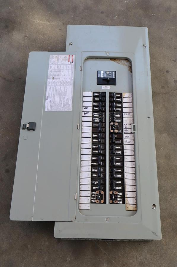 Used EATON Cutler Hammer BRP40N200G Panelboard Loadcenter 200A 120/240 1ph 3w 125A Mn