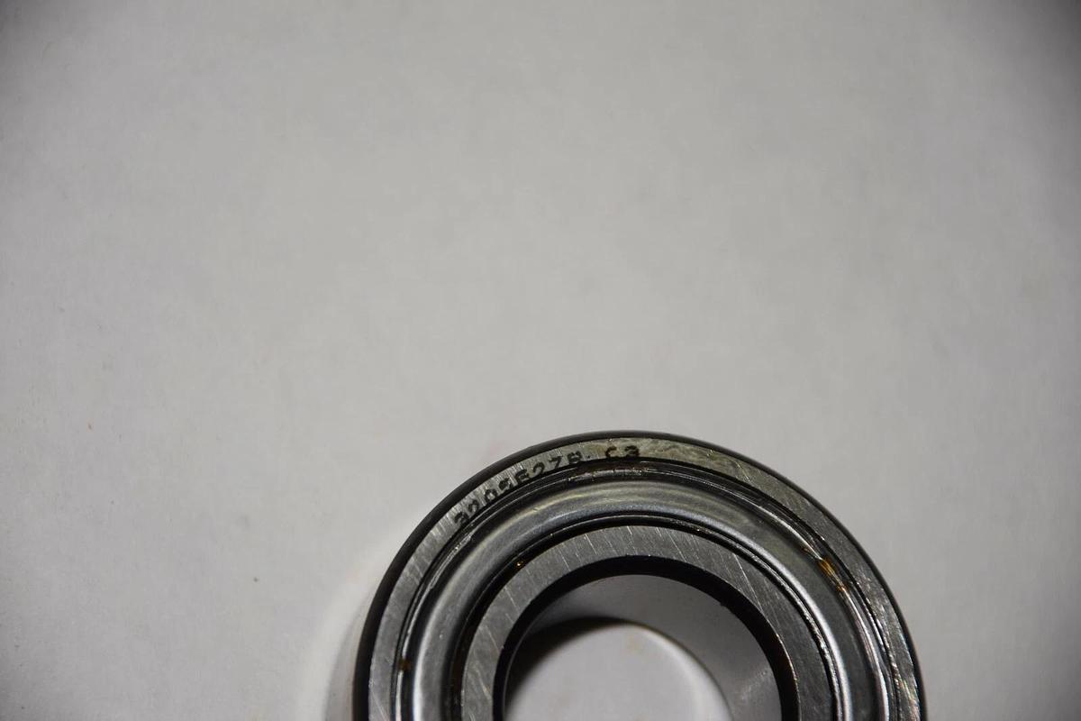 SKF 6304-2Z/C3Q66 BEARING NEW