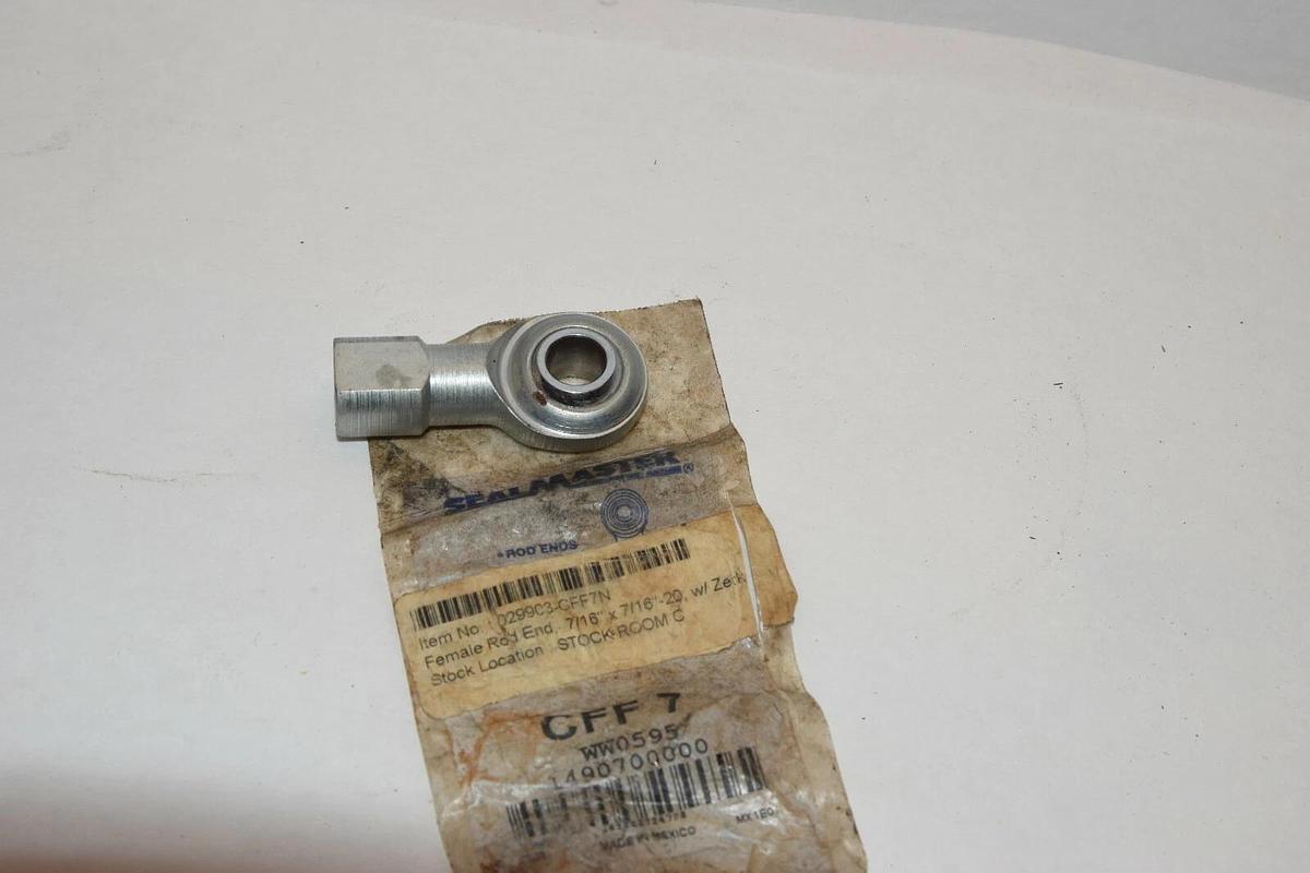 NEW SEALMASTER CFF7 CFF 7 0299C3-CFF7N 7/16" x 7/16"-20 FEMALE ROD END