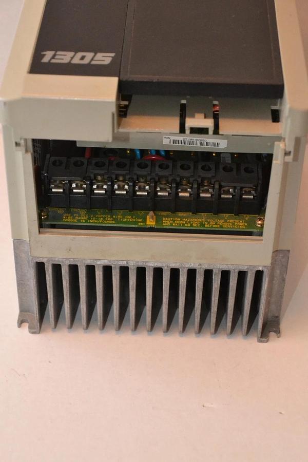 Used Allen Bradley Drive 1305 1305-AA08A 1305AA08A Ser A 200-240v 3ph 1.5kw 2hp