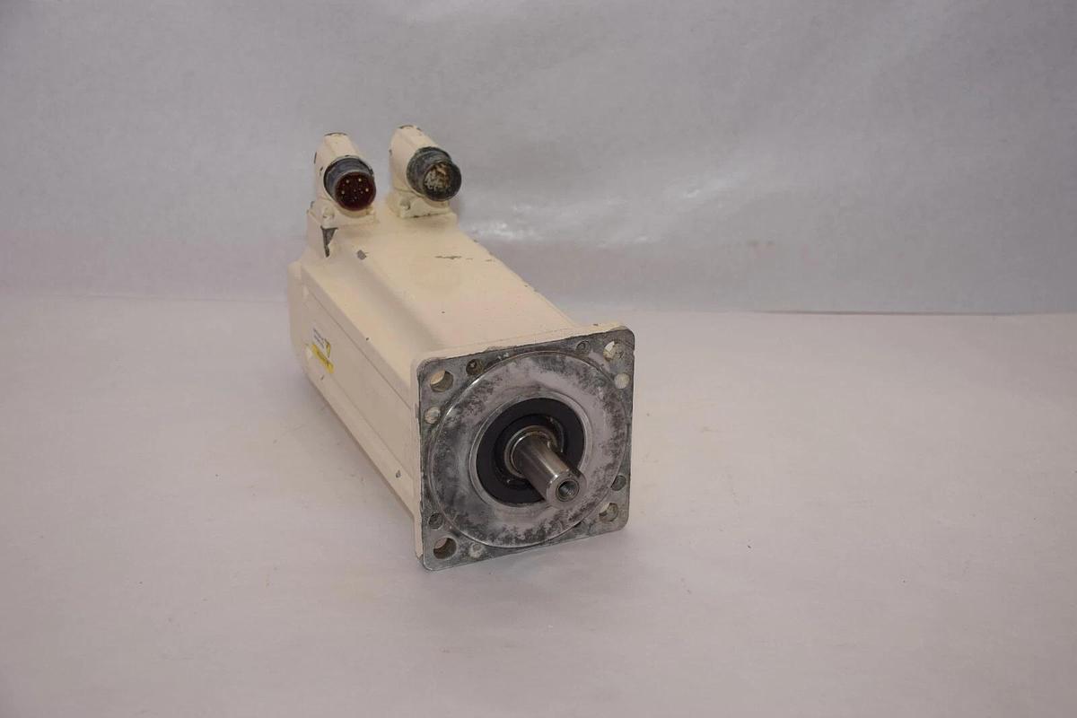 Used ALLEN BRADLEY MPF-B430P-MJ74BA Series A 5000rpm 3 Ph 0-334Hz 2.7Hp Servo Motor