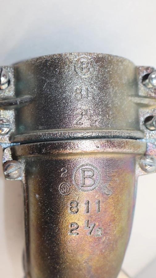 (NEW) BRIDGEPORT 811 2-1/2" 2.5" Conduit 90° 90 Degree 90D Connector