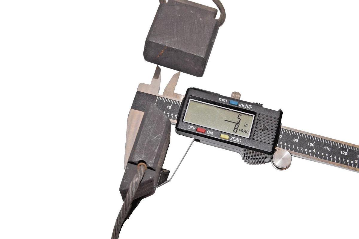 Southern Carbon Motor Brush Brushes 43 1-5/8" x 5/8" x 2"   (New)