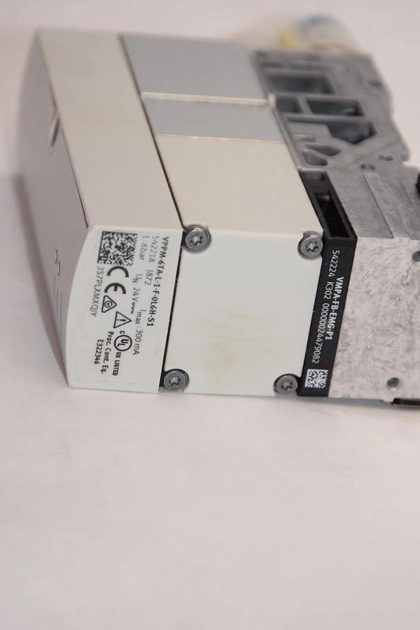 Used FESTO VPPM-6TA-L-1-F-0L6H-S1 , 542218 300mA Pressure Regulator