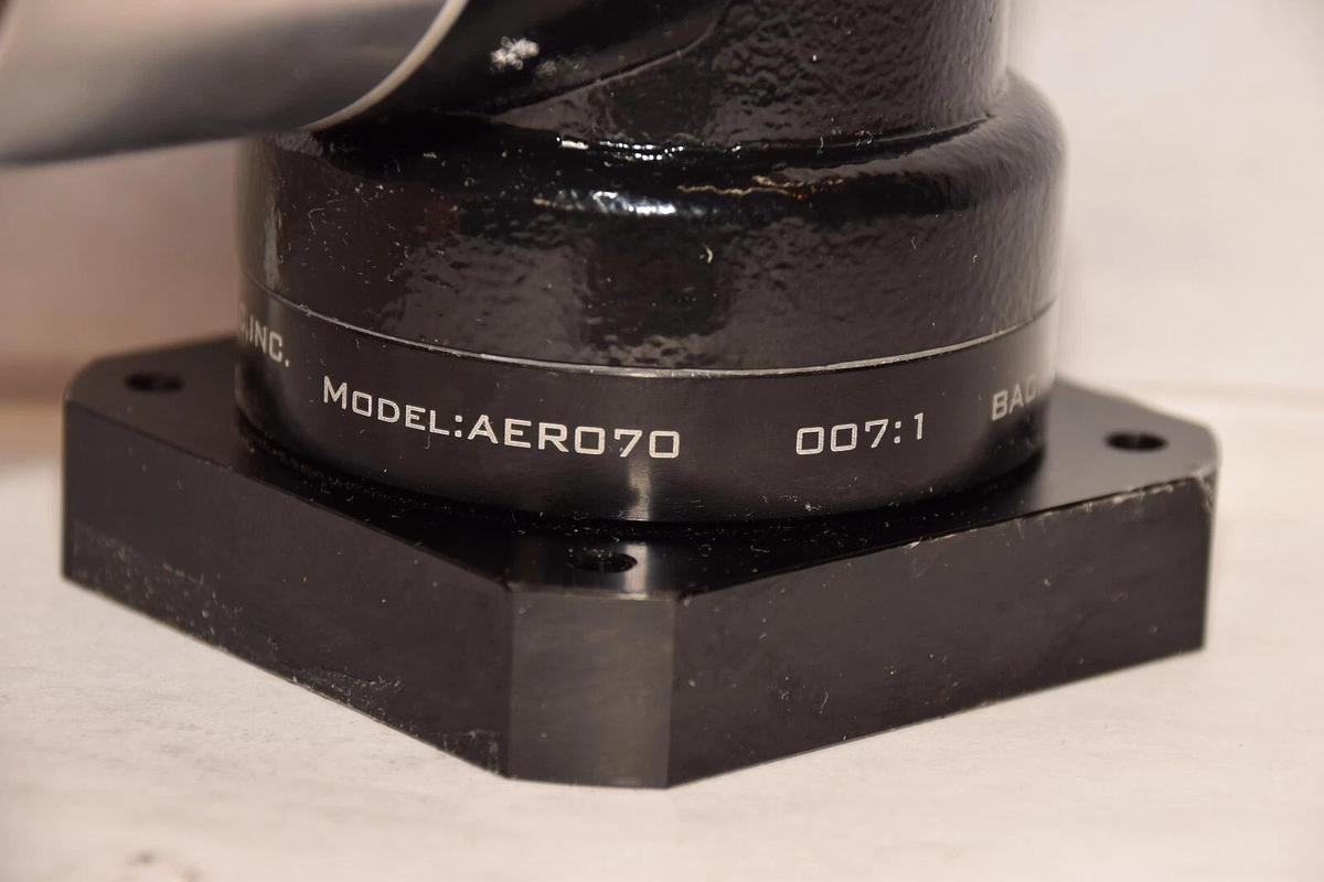 Used APEX DYNAMIC AER070 7:1 Ratio RIGHT ANGLE Planetary Gearbox