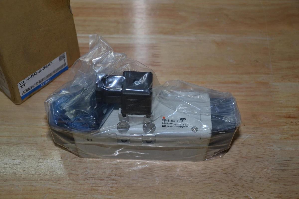 Used SMC VQ7-8-FHG-D-9R  110Vac Pneumatic Solenoid Valve ac1 NEW