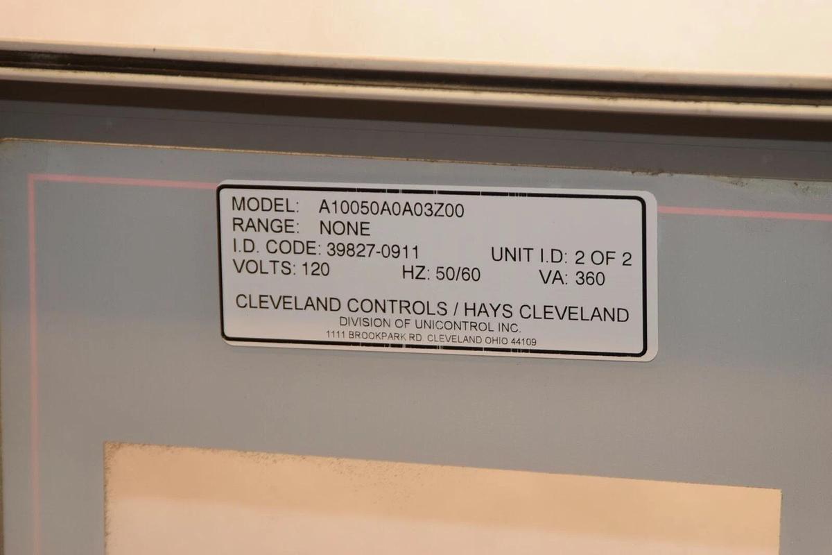Used Hays Cleveland A10050A0A03Z00 Series 10050 Oxygen Analyzer Control Unit