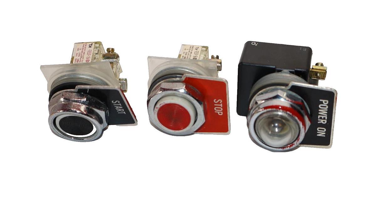 Used Square D lot 9001 KA-2 , 9001 KA-3 Start/Stop Push Button w/ 9001 KM-5 Indicator