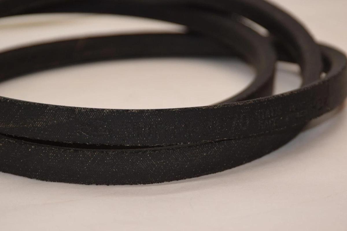(NEW) GATES 3670 Truflex V-Belt USA