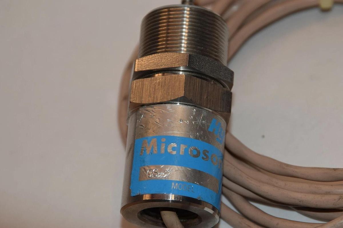 Used Hyde Park CS-7 Microsonic Sensor CS7